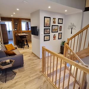 Appartement Duplex Climatise Avec Terrasse 